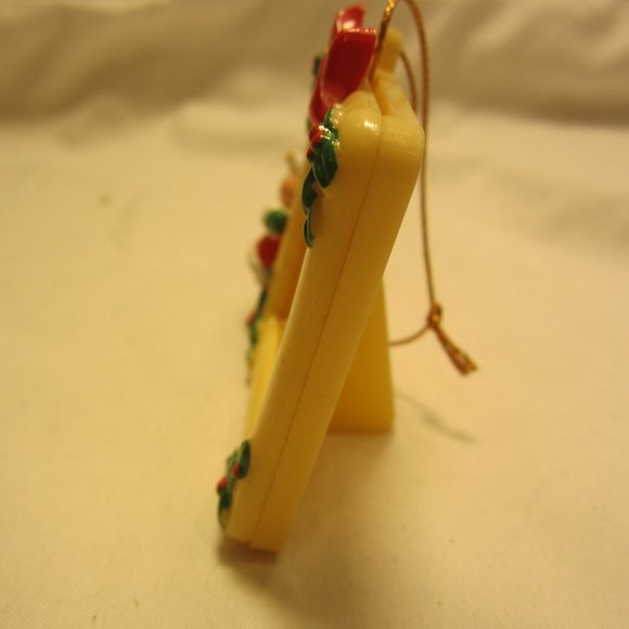 VTG 70'S CHRISTMAS MINI FRAME/ORNAMENT QUITE ADORABLE - Picture 2 of 5